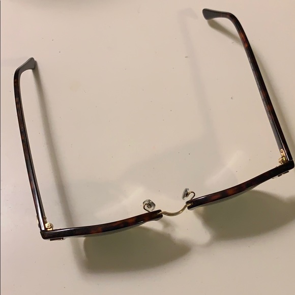 Rayban Clubmasters in Tortoise Shell - Picture 4 of 4